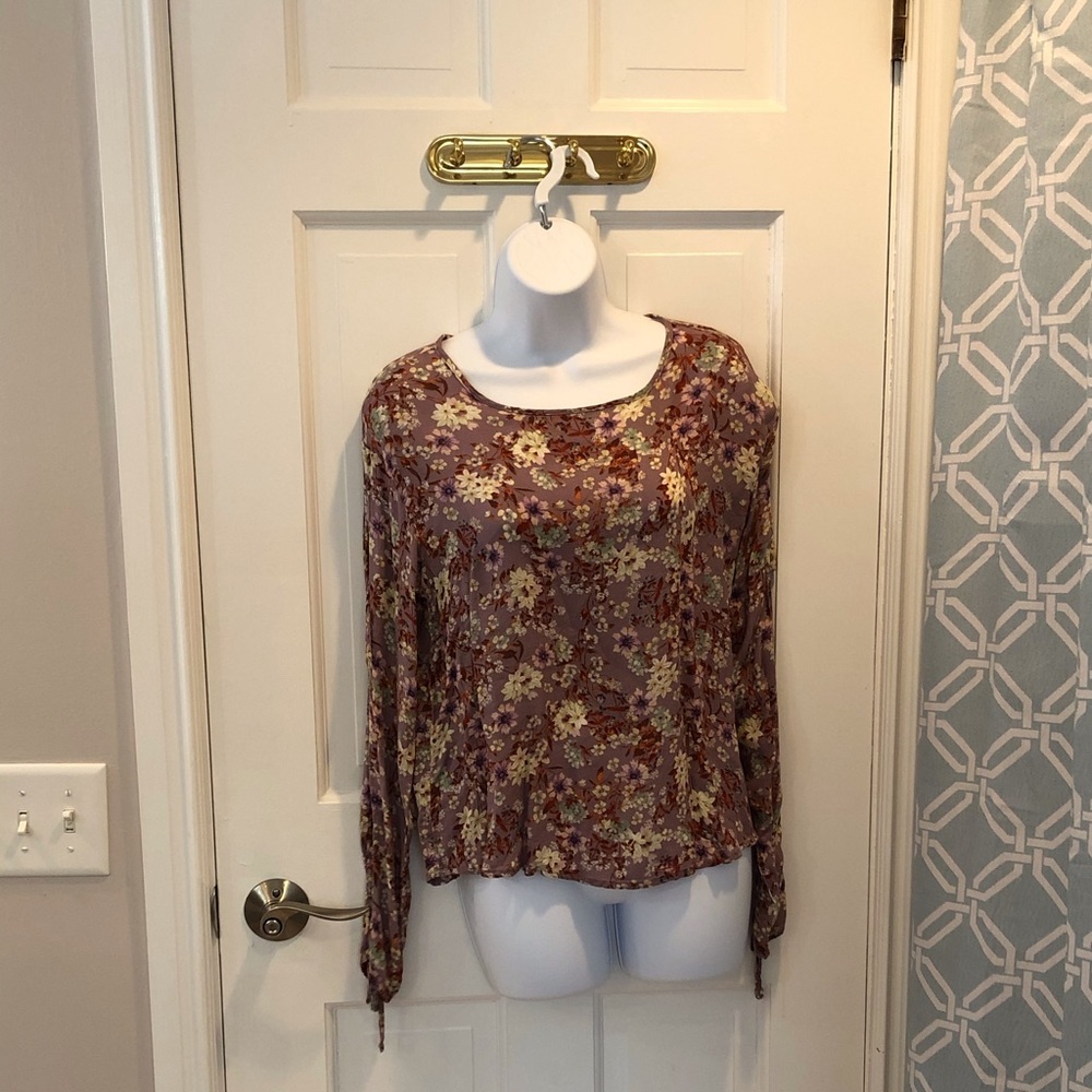 Mossimo Women’s Blouse; Size S